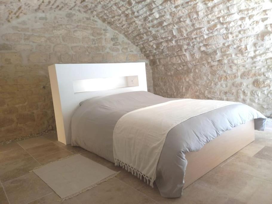 Le Clos Du Rempart - 2 A 4 Pers. Saint-Restitut 외부 사진