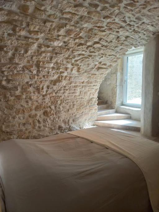 Le Clos Du Rempart - 2 A 4 Pers. Saint-Restitut 외부 사진